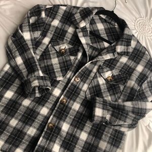SHEIN Collared Pocket Front Plaid Jacket
